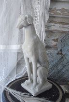 Dekorative kleine Steinfigur Hund