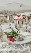 Brocante: Charmante alte Metall Eisschalen Eiscafé