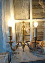 Stimmungsvoller französischer Wandleuchter 2-flammig