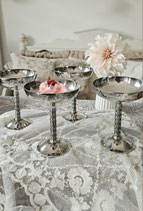 Brocante: Charmante alte versilberte Champagner Schalen