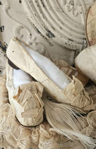 Shabby: Antike viktorianische Brautschuhe 19. Jahrhundert