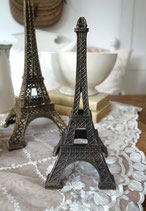 Dekorativer alter Metall Eiffelturm aus Frankreich