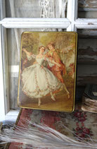 Shabby: Zauberhafte alte Pralinendose Metall Frankreich