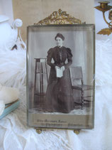 Antiker großer Bilderrahmen mit Bekrönung 1890