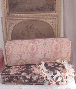 Shabby: Alte florale Couture Schachtel aus Frankreich