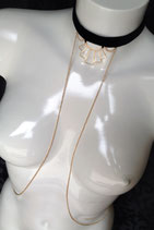 Collier Choker "Black & Gold Velvet" Noir/Doré et son ruban de velours noir Tendance  pour un effet Ultra Sexy-Chic