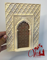 Ventana con decoración árabe