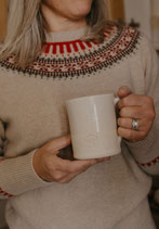 Beautiful Stoneware Mug in Hazelnut House Design
