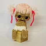 KAWAII Doll S1 avec support
