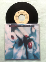 Marillion, Hooks In You / r