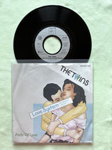 Twins, Love System / deutsch