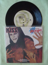 Kiss, God Gave Rock & Roll To You Il / h