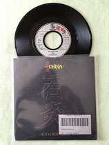 China, Hot Lovin’ Night / ch