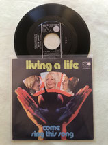 P.T.N., Living A Life / deutsch