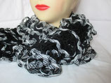 Grande écharpe en laine noire et blanche