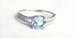 Ring / Verlobungsring aus Platin mit Aquamarin und 0,16 ct Brillanten Princess-Collection