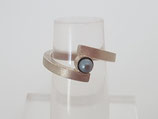 Sterling zilveren ring met grijs blauwe parel