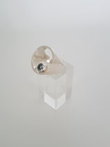 Sterling zilveren ring met een zirconia steentje