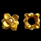 Messingperle (1) - ~6mm weiss - goldig (500131)
