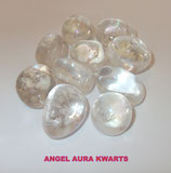 KNANAUK100 KNUFFELSTENEN ANGEL AURA KWARTS 100 GRAM