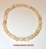 KR4PABE KOGELARMBAND PARELMOER BEIGE REK