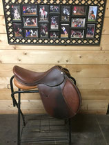 Selle classique Henri de Rivel mixte taille 17"