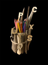 Pot en bois flotté et 10 crayons de couleur
