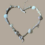 Création spéciale Fête des Mères. Coeur en bois flotté, coquillages et corde de chanvre