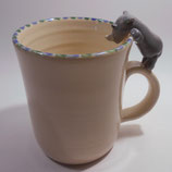 Tasse mit Henkelhocker Nashorn