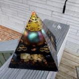 Orgonit Pyramide 13cm, mit Metatron & schimmernder Orgonit-Kugel (A46) | Edelstein Heilstein Deko