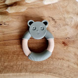 Rammelaartje Siliconen bijtring Pandabeer met houten ring - Army