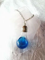 Collier verre soufflé goutte liquide Bleu