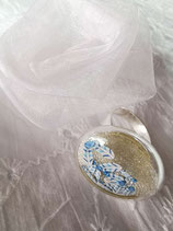 Bague 24 mm Micro-billes transparentes et Plumes fimo bleu