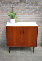Vintage teak kast Fomule meubelen met formica top