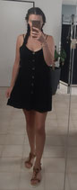 Kleid mit Knöpfen