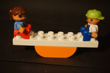 Duplo Kinder auf Wippe