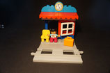 Duplo Bahnhofsset mit Gleisanschluss hellgrau