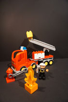 Duplo Feuerwehr Leiterwagen (neues Modell) als Set