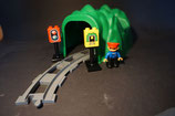 Duplo Tunnel als Set mit 2 grauen Kurven