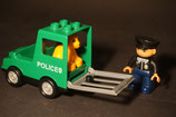 Duplo alter Polizeiwagen mit Polizist und Löwenbaby als Set