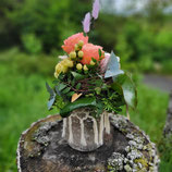 Blumenstrauß mit Makramee Vase