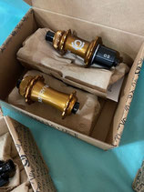 Industrynine Road Solix classic CL HUBS 24ホール ブロンズ 前後セット　シマノHGフリー