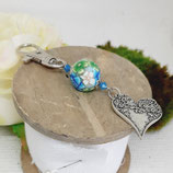 Porte clés pendentif joli coeur argenté  / bleu vert