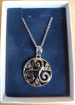 Rhodium Plated Carrick Triskel Knot