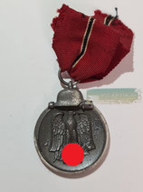 VERKAUFT!!! Medaille Winterschlacht im Osten 1941/42 mit Bandabschnitt (2)