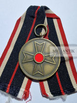 VERKAUFT!!! Kriegsverdienstmedaille 1939 mit Bandabschnitt (2)