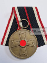 Kriegsverdienstmedaille 1939 mit Bandabschnitt (5)