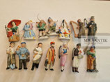 WHW - 14x farbige Porzellanfiguren "Trachten, Berufe, Märchen..."