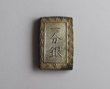 天保一分銀　Qm (切分・長柱座)　小字　未使用品　包み出し　珍品