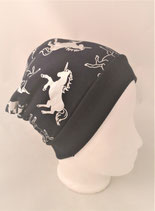 Beanie dunkelblau mit silbernen Einhorn